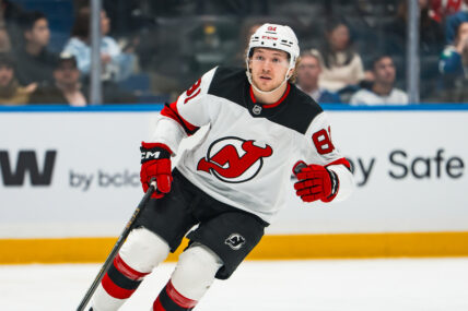 NHL: New Jersey Devils at Vancouver Canucks