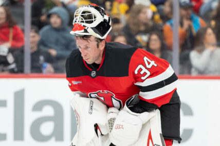 NHL: Pittsburgh Penguins at New Jersey Devils