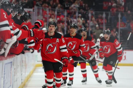 NHL: Chicago Blackhawks at New Jersey Devils